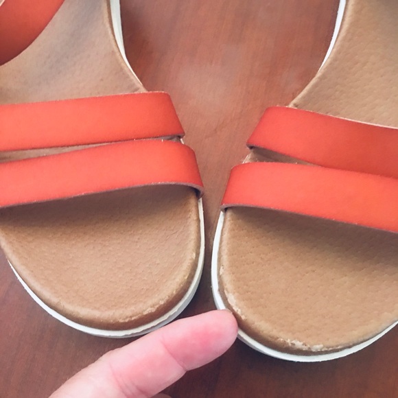 Sandals - Picture 9 of 9